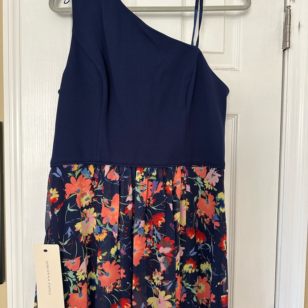 Floral One-Shoulder Maxi Dress - Picture 2 of 3